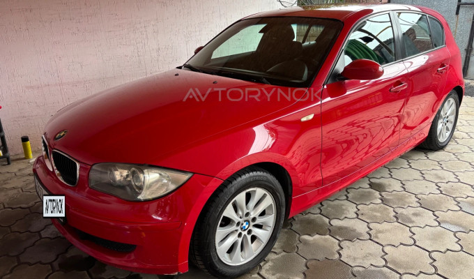 BMW 1 серия 2008 года