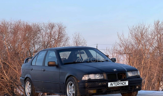 BMW 3 серия 1991 года