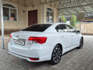 Toyota Avensis 2013 года