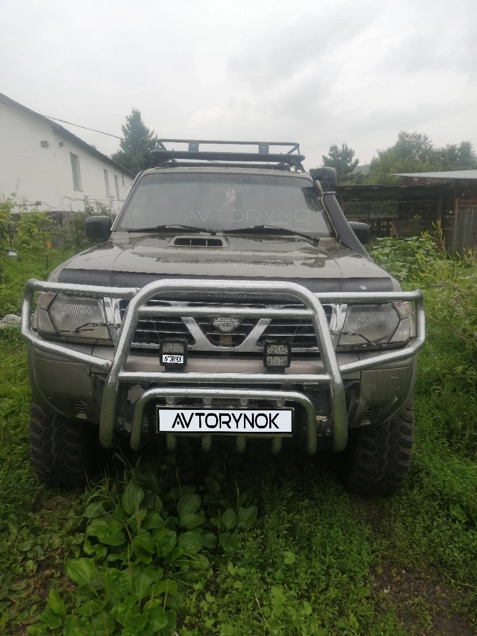 Nissan Patrol, 1998