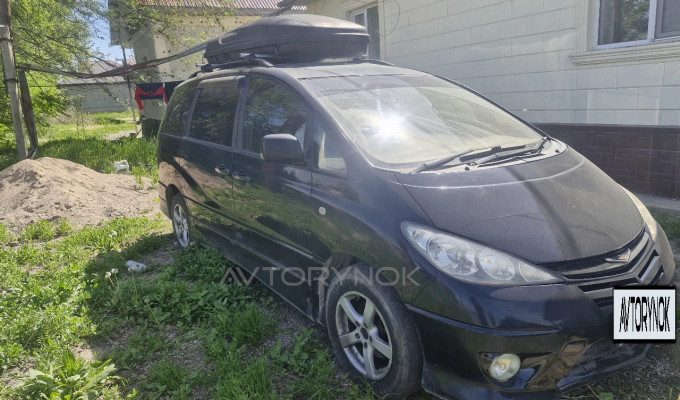 Toyota Estima 2001 года