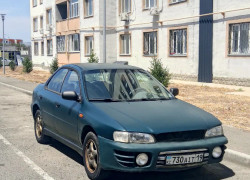 Subaru Impreza 1994 года