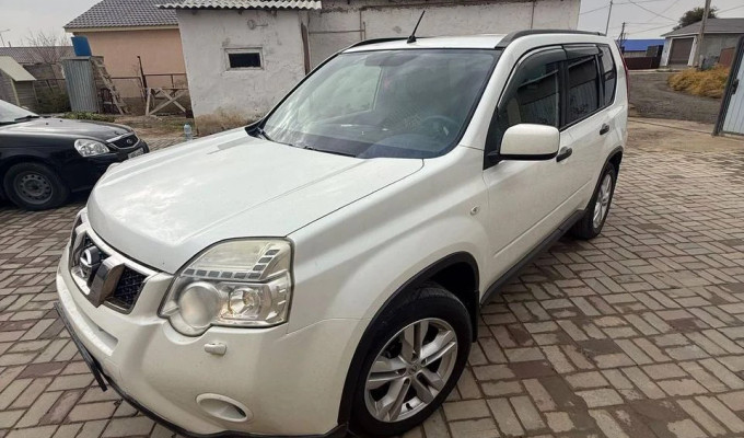Nissan X-Trail 2012 года