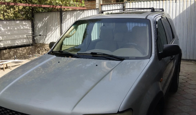 Ford Maverick 2005 года