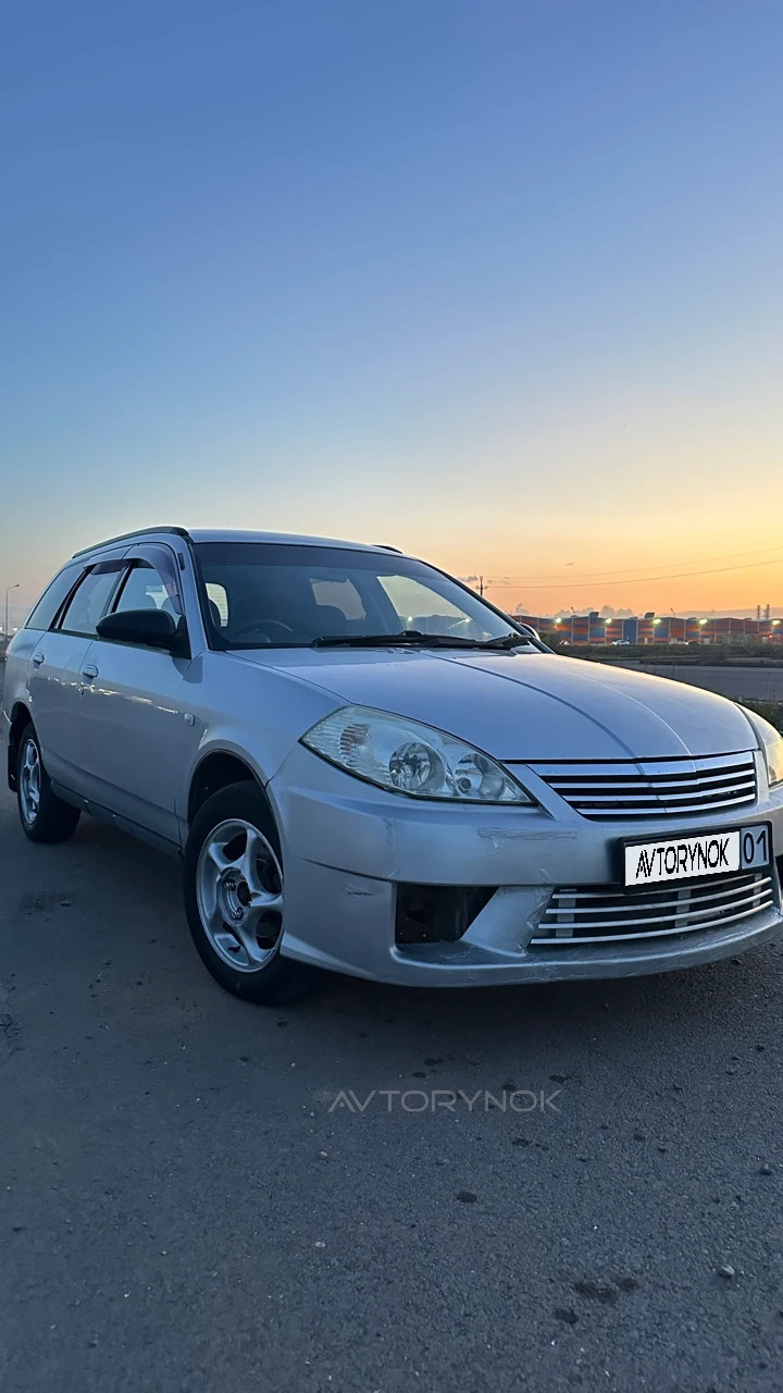 Nissan Wingroad, 2001