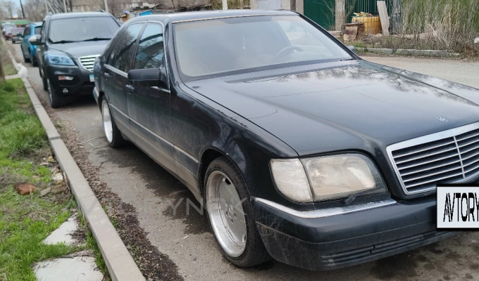 Mercedes-Benz S-Класс 1995 года