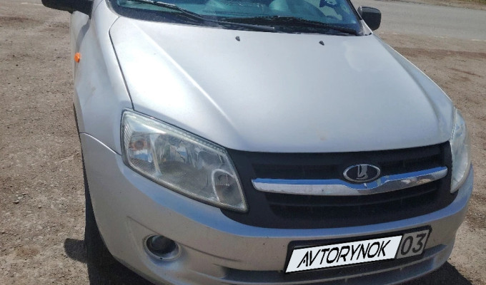ВАЗ (Lada) Granta 2013 года