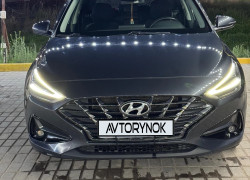 Hyundai i30 2023 года
