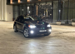 BMW X6 2010 года