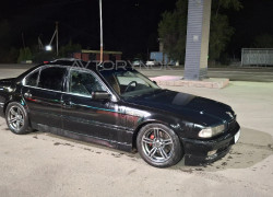 BMW 7 серия 1996 года