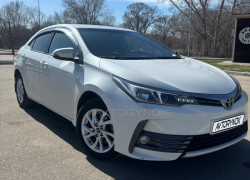 Toyota Corolla 2018 года