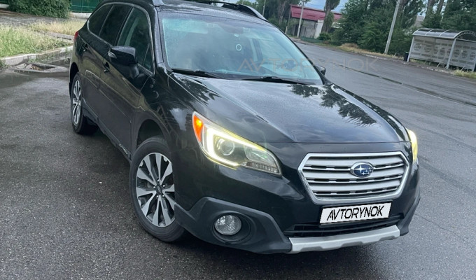 Subaru Outback 2015 года