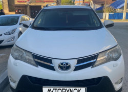 Toyota RAV4 2014 года