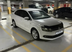 Volkswagen Polo 2015 года
