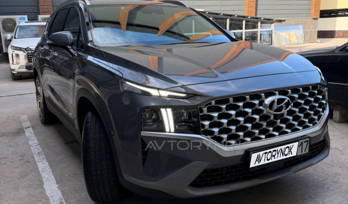 Hyundai Santa Fe 2021 года