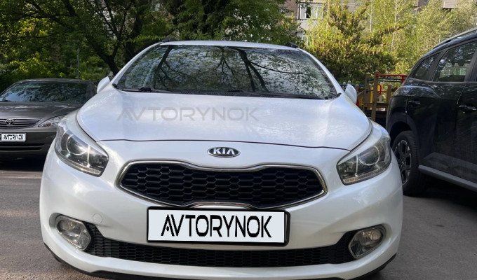 Kia Cee'd 2014 года
