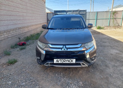 Mitsubishi Outlander 2020 года