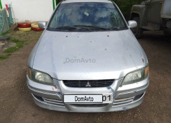 Mitsubishi Space Star 2001 года
