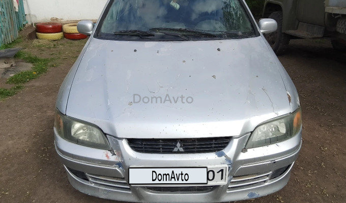 Mitsubishi Space Star 2001 года