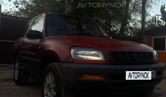 Toyota RAV4 1996 года