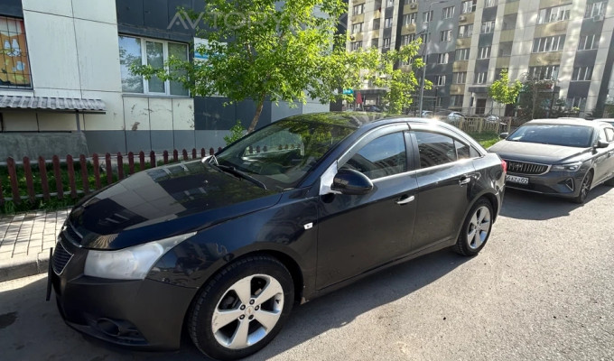 Chevrolet Cruze 2012 года
