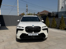 BMW X7 2024 года