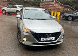 Hyundai Accent 2023 года