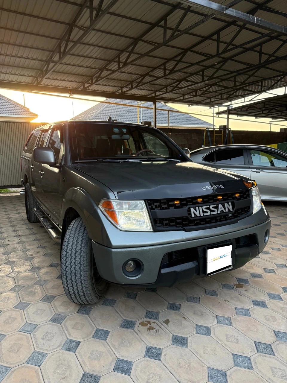 Nissan Navara, 2010