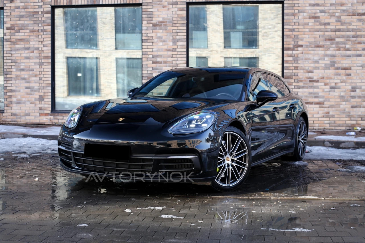 Porsche Panamera, 2019