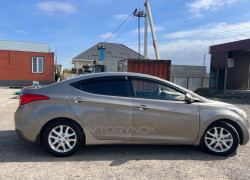 Hyundai Elantra 2013 года