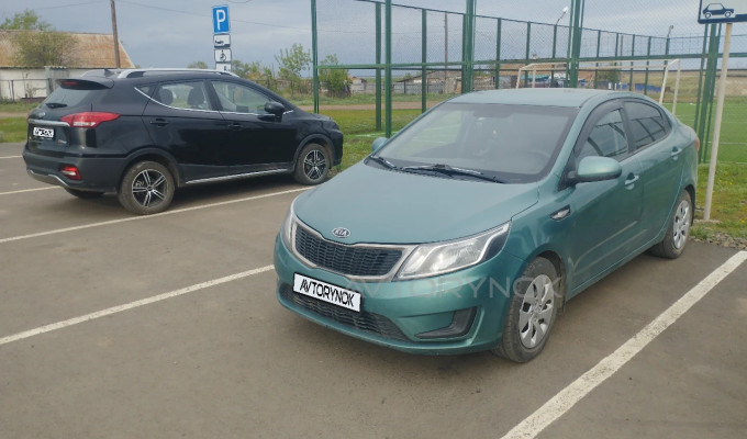 Kia Rio 2012 года