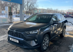 Toyota RAV4 2019 года