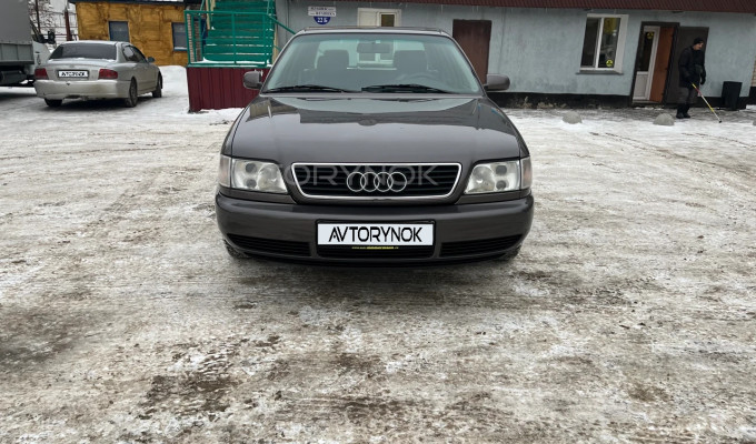 Audi A6 1994 года