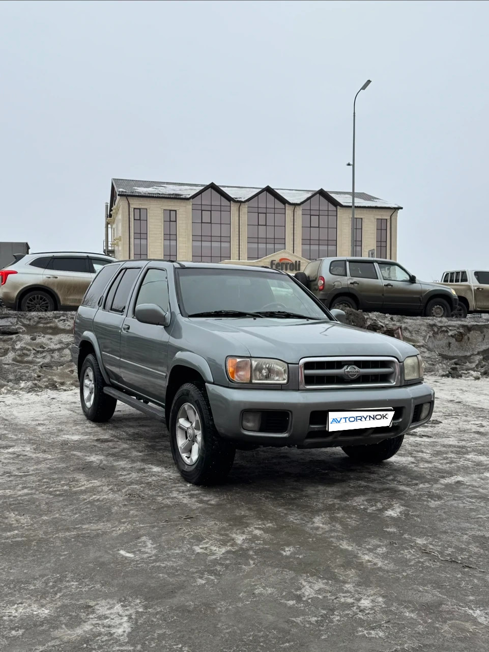 Nissan Pathfinder, 2003