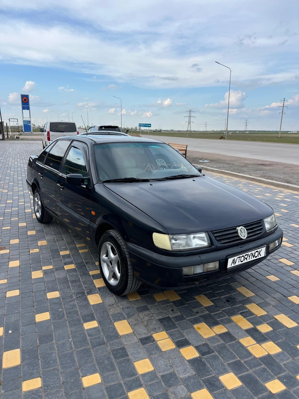Volkswagen Passat, 1993