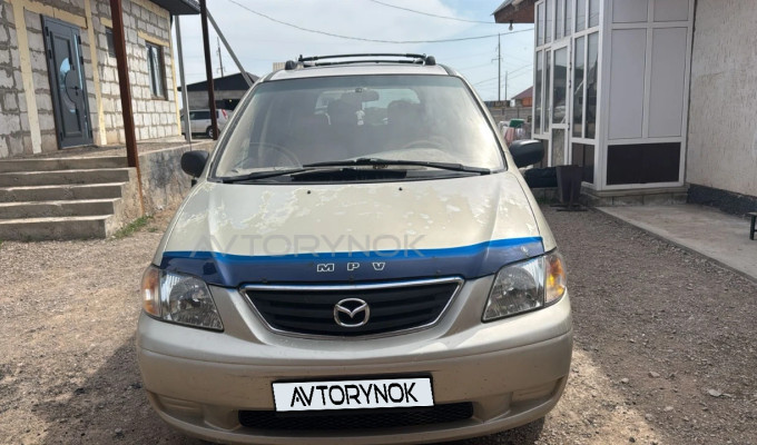 Mazda MPV 2000 года
