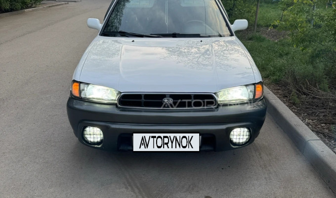 Subaru Legacy 1999 года