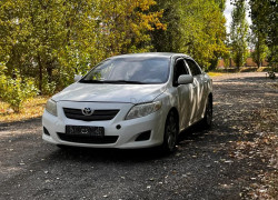 Toyota Corolla 2010 года