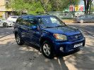 Toyota RAV4 2004 года