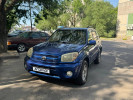 Toyota RAV4 2004 года