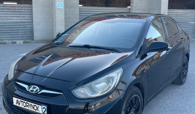 Hyundai Solaris 2011 года