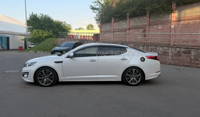 Kia K5 2010 года