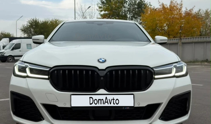 BMW 5 серия 2023 года