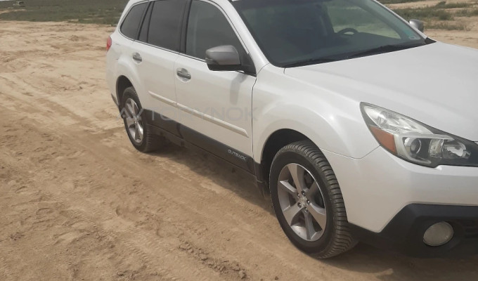 Subaru Outback 2013 года