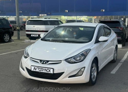 Hyundai Elantra 2015 года