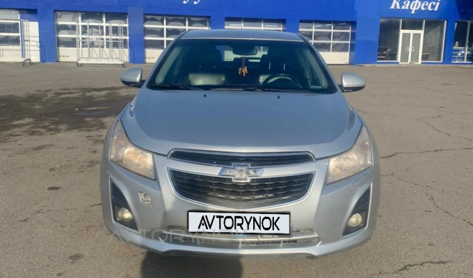 Chevrolet Cruze 2013 года