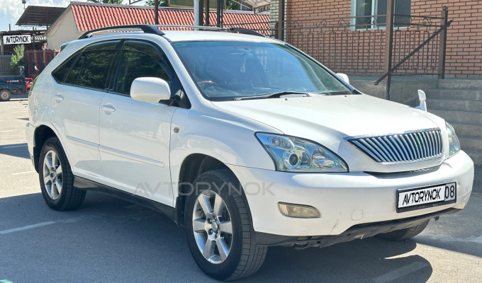 Toyota Harrier 2003 года