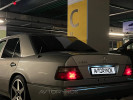 Mercedes-Benz E-Класс 1995 года