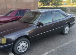 Mercedes-Benz E-Класс 1995 года