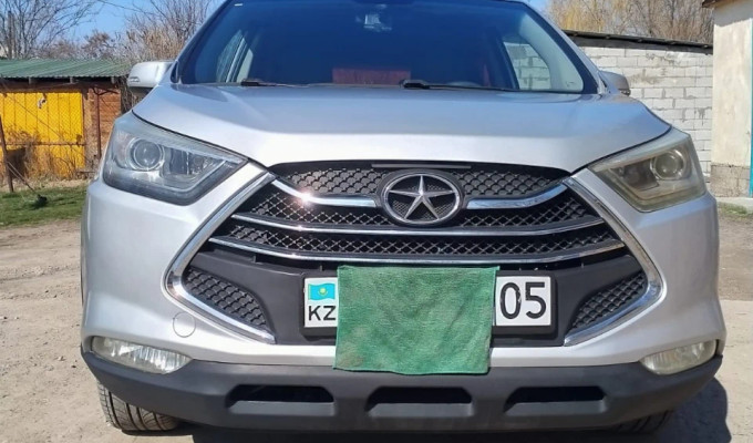 JAC S3 2015 года